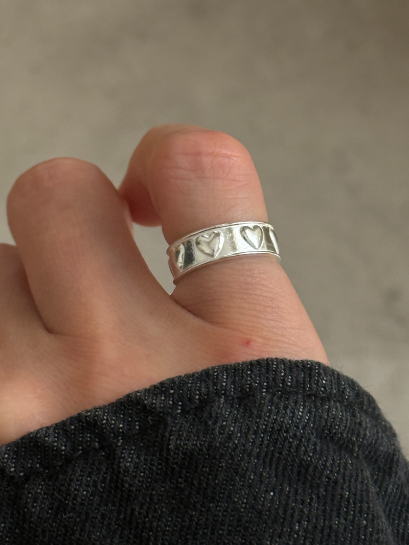 Pinkie Ring-Emboss-