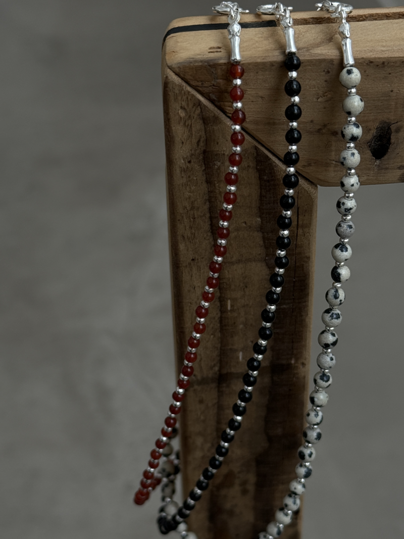 Silver925×天然石｜ダルメシアンジャスパー チョーカーネックレス約37.5cm〜41.5cm（Reeplushハンドメイド）