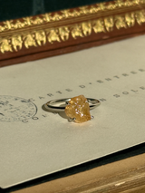 【MOMOMOON】インペリアルトパーズ ラフカットリング：13.5号 | 天然石・鉱石・パワーストーン