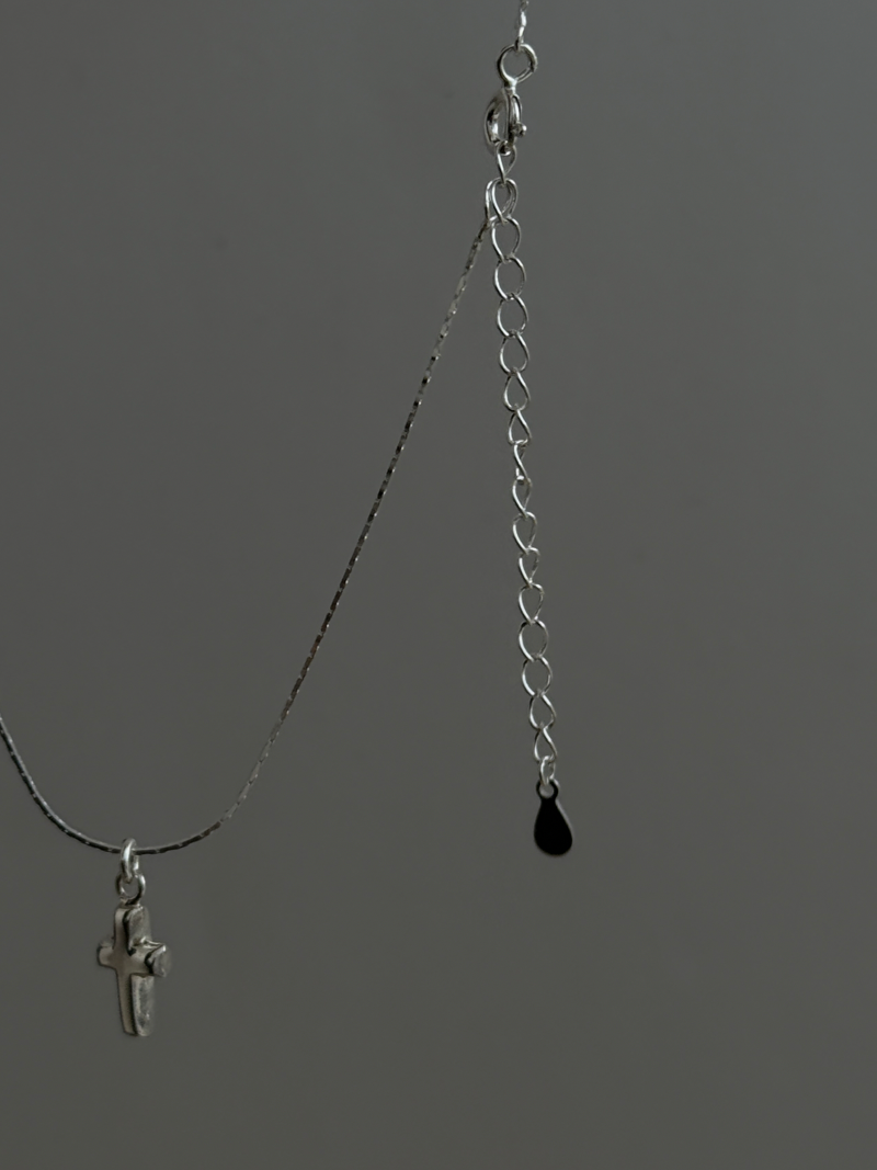Mini cross Necklace