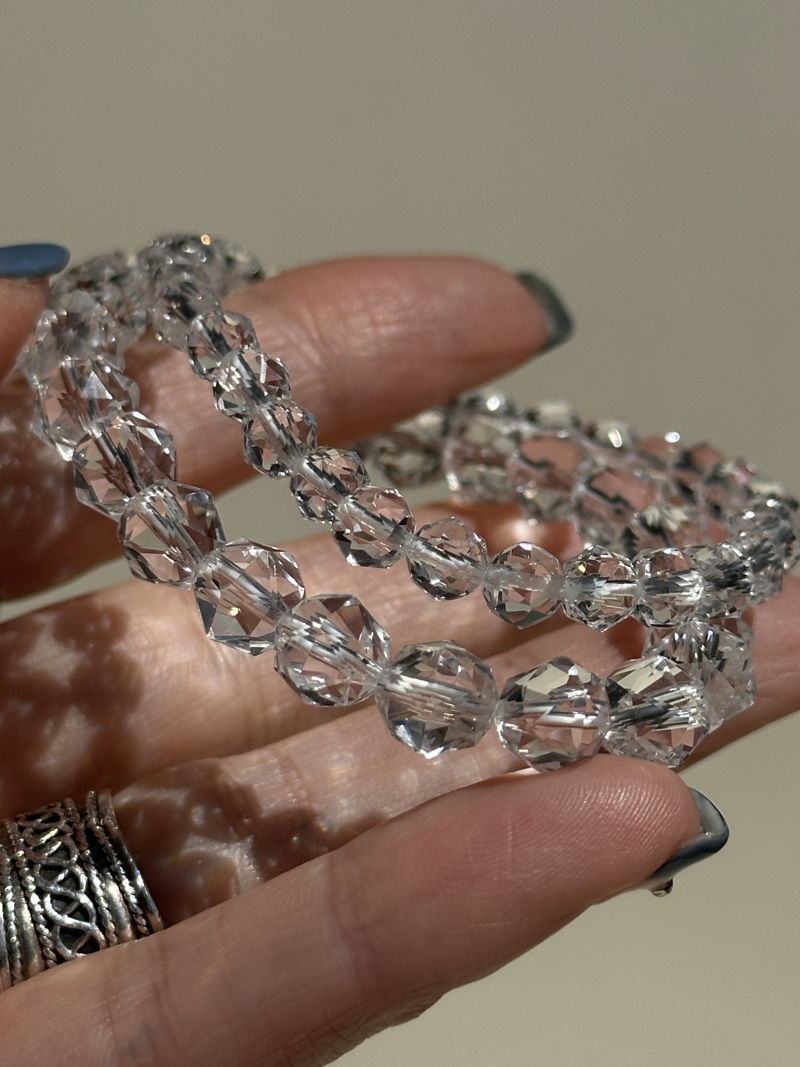 【MOMOMOON】高品質 手磨き水晶 /8.4mm  Star cut Crystal Bracelet  /Brazil