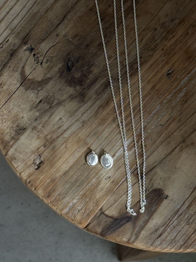 クリスマス限定ペアネックレス- oval pendant - 両面刻印/チェーンの長さが選べる!!【お好きな刻印お入れします】特別価格