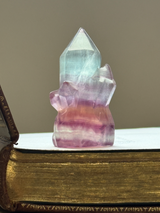 【MOMOMOON】クラスター彫刻 フローライト  |fluorite|天然石・鉱石・パワーストーン【SC081-11】