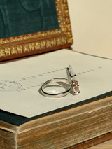 【MOMOMOON】ルチルクォーツ ラフカットリング：フリーサイズ約12〜15号程度 | 天然石・鉱石・パワーストーン