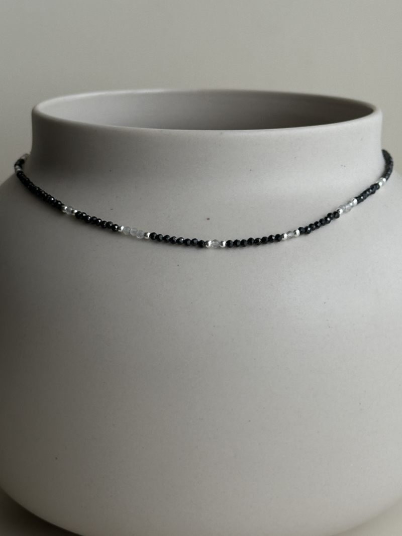 Labradorite × cubiczirconia Necklace(再入荷)