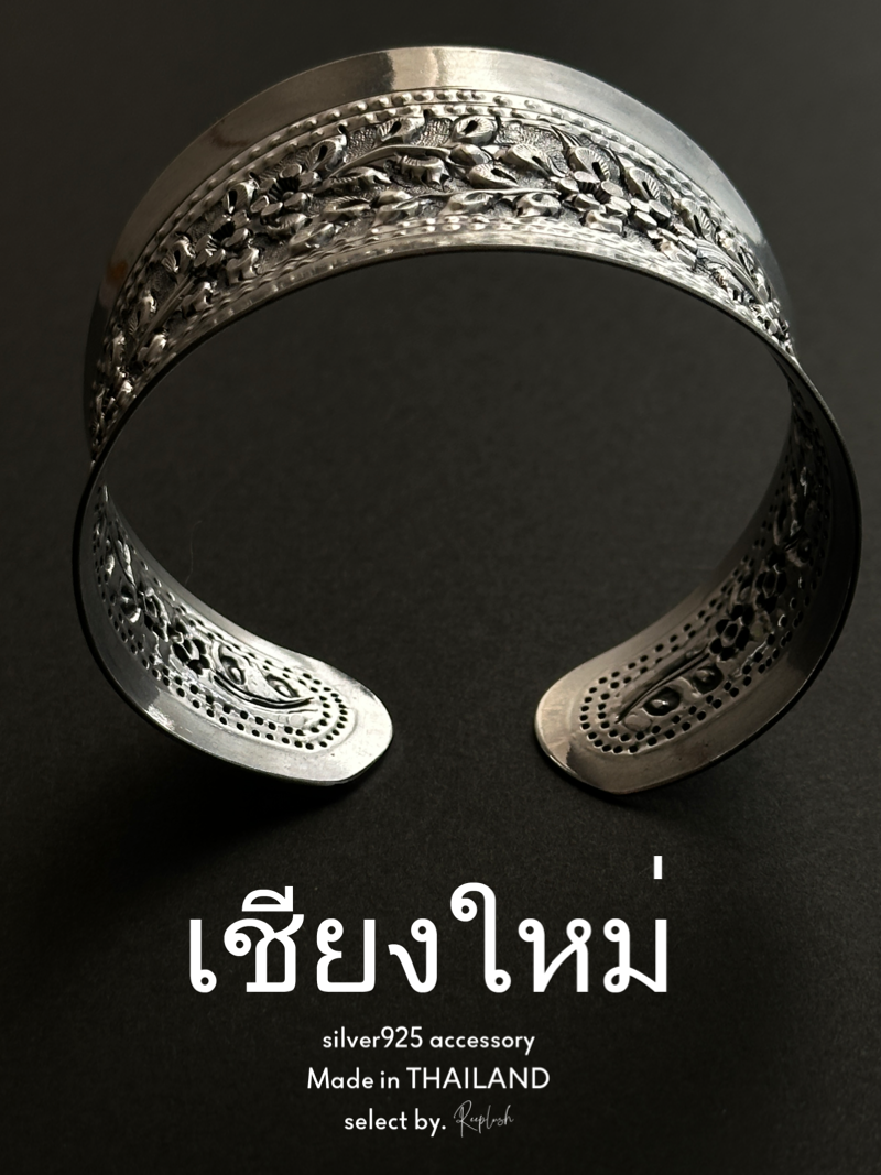 【Chiengmai silver】Embosser cuff bangle/1点もの【made in THAILAND 】