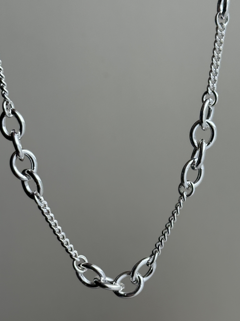 Maverick Chain necklace