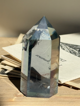 【MOMOMOON】レインボーオーラクリスタル（水晶）ポイント  C | 天然石・鉱石・パワーストーン