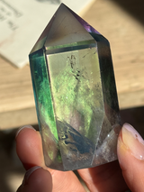 【MOMOMOON】レインボーオーラクリスタル（水晶）ポイント  B | 天然石・鉱石・パワーストーン