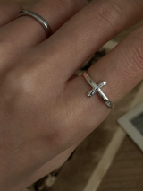 Cross Ring 13号:15号 | silver925 | 十字架 | クロスデザイン 軽量
