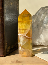 【MOMOMOON】イエローフローライト タワー |fluorite|天然石・鉱石・パワーストーン【SC081-9】