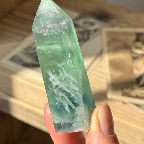 MOMOMOON】エンジェルフェザーフローライト タワー |fluorite|天然石