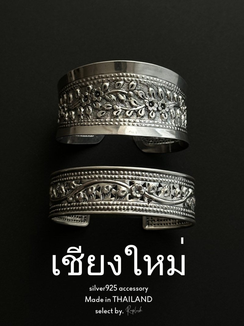 【Chiengmai silver】Embosser cuff bangle/1点もの【made in THAILAND 】