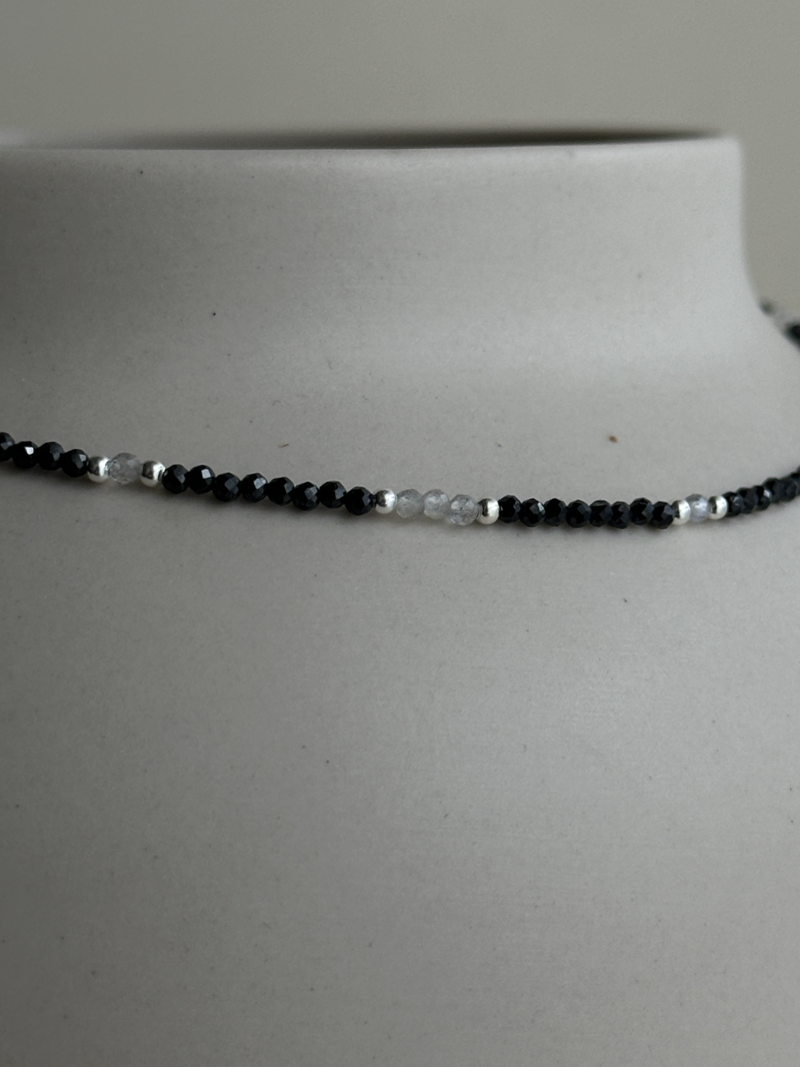 Labradorite × cubiczirconia Necklace(再入荷)