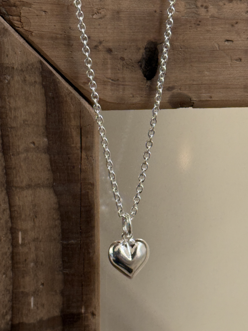 10×12mm/  Plump Heart charm