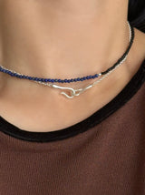 Silver925×天然石｜12月誕生石 アシンメトリー ラピスラズリ×オニキス チョーカーネックレス約37cmまたは約36cm+アジャスター5cm（Reeplushハンドメイド）
