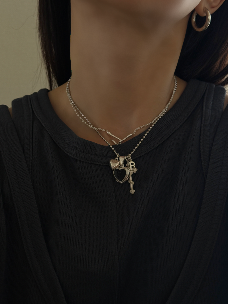 裏面刻印【お好きな刻印お入れします】Black Heart  Locket pendant 燻加工仕上げ・軽量