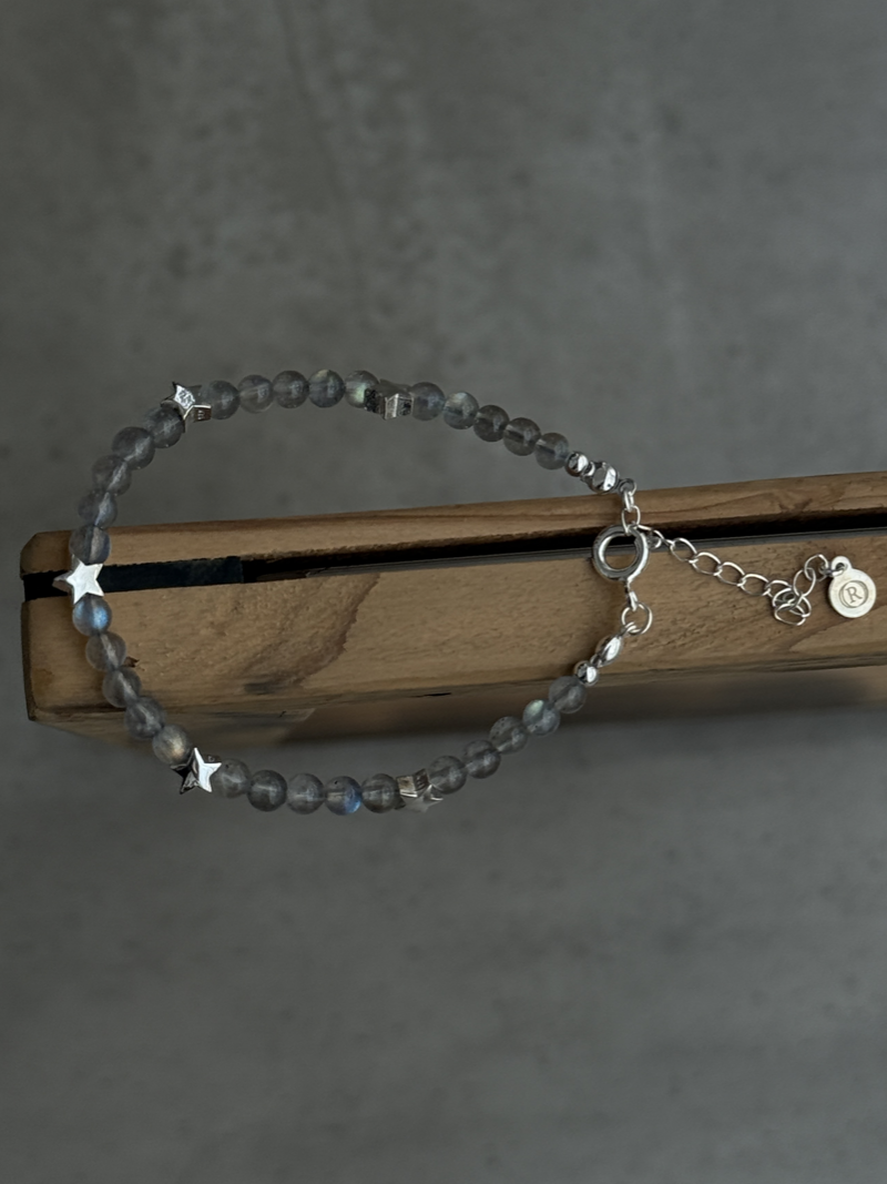 【再入荷】Silver925×天然石｜お星様とラブラドライトブレスレット（Reeplushハンドメイド）