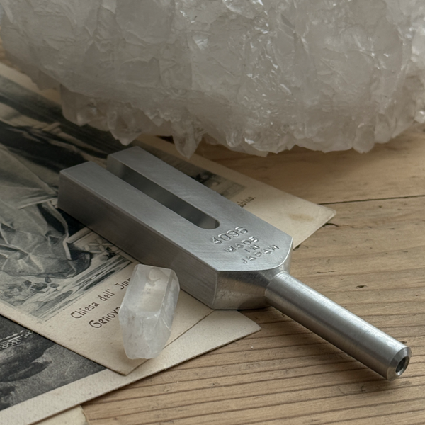 MOMOMOON】4096Hz Crystal tuner made in JAPAN|音叉|クリスタル