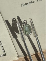 【MOMOMOON】インド産グリーンカイヤナイト ペンダントトップ  | 天然石・鉱石・パワーストーン