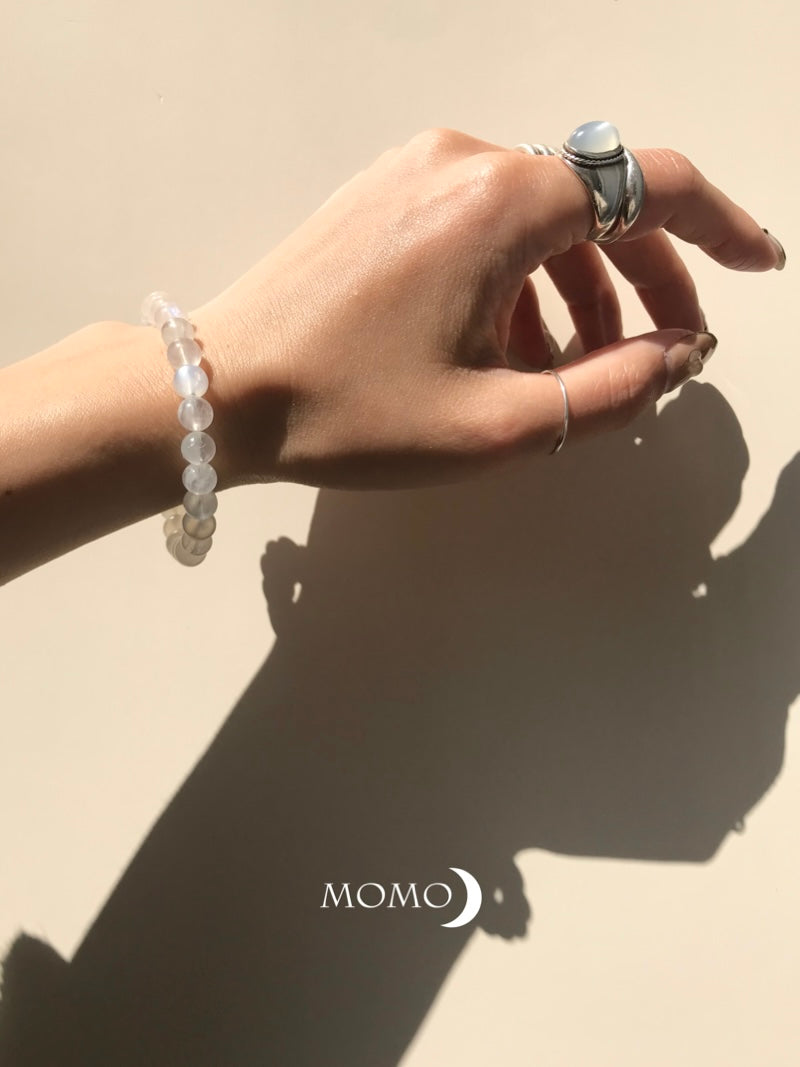 【MOMOMOON】 Rainbow Moon stone Bracelet/India