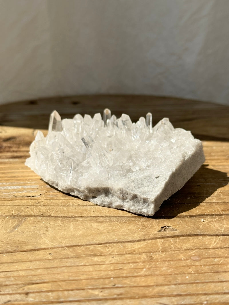 【MOMOMOON】Arkansas quartz cluster【MZ0406-20】